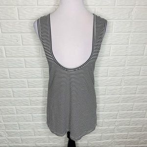 THE LAUNDRY ROOM B&W Stripe Tank Top